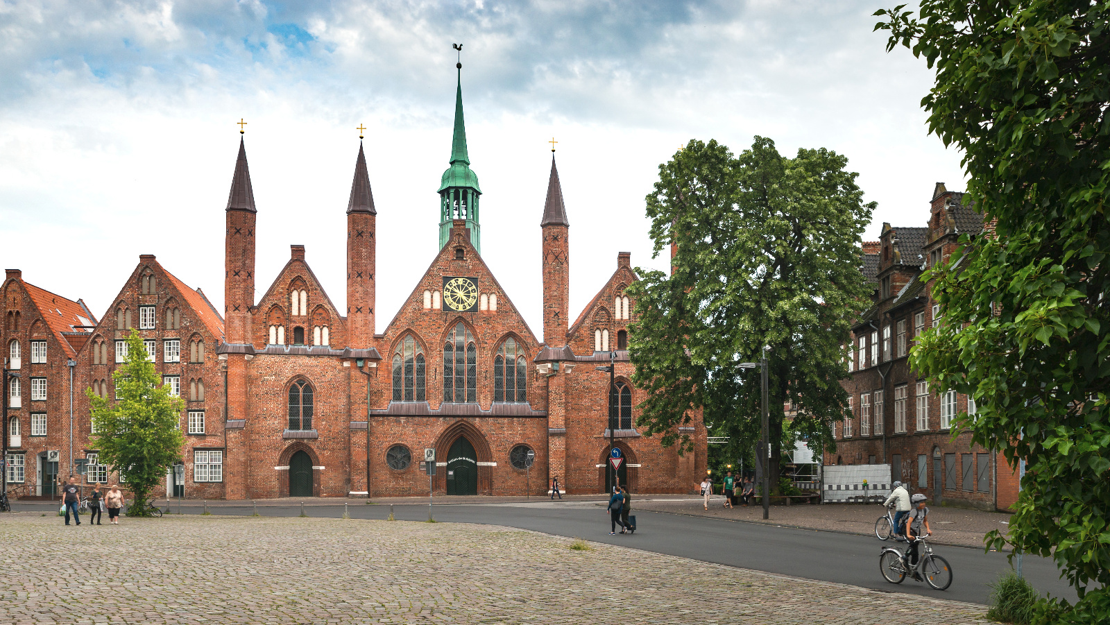 Heiligen-Geist-Hospital ist eine der ältesten bestehenden Sozialeinrichtungen der Welt